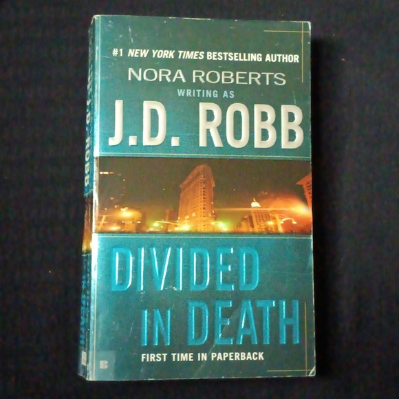 J.D. Robb Book Collection - Picture 7 of 9